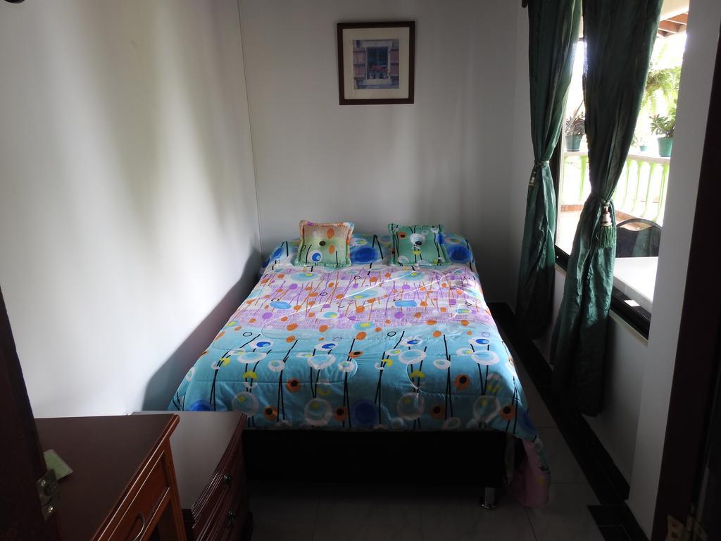 Hostal La Sultana Santa Rosa De Cabal Eksteriør billede