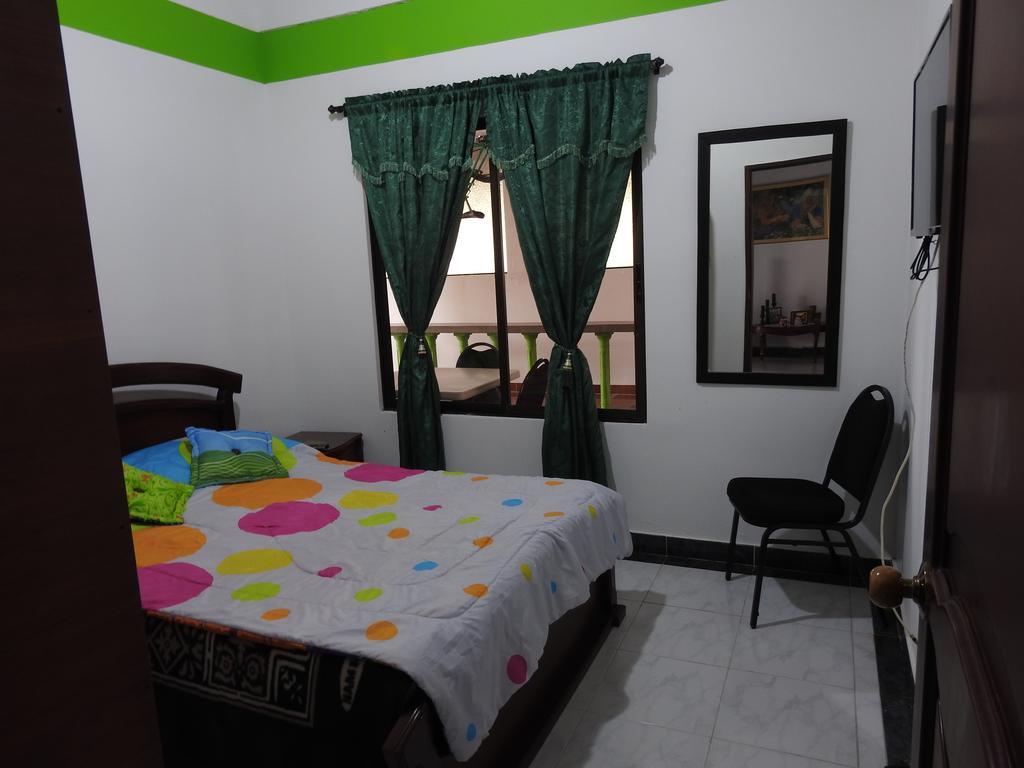 Hostal La Sultana Santa Rosa De Cabal Eksteriør billede
