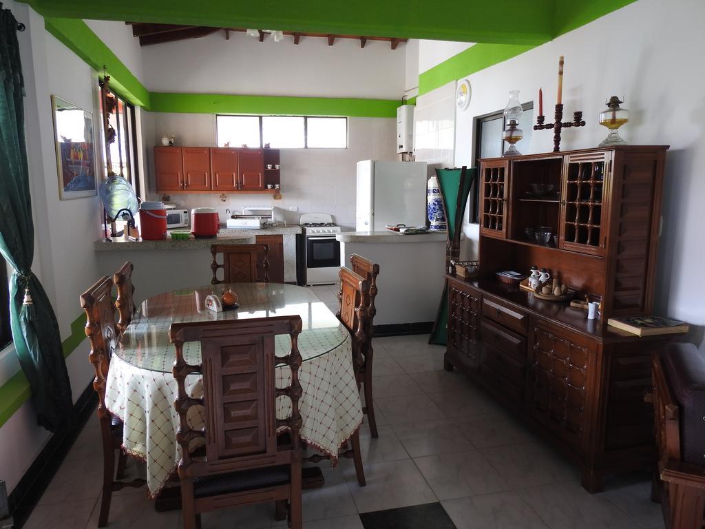 Hostal La Sultana Santa Rosa De Cabal Eksteriør billede