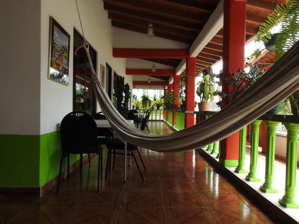 Hostal La Sultana Santa Rosa De Cabal Eksteriør billede